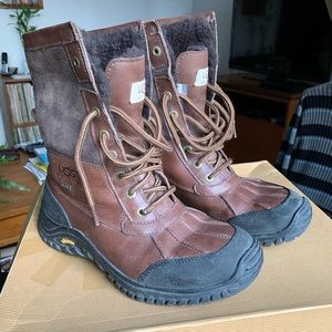 UGG Adirondack Boot II! Size 9 chocolate!